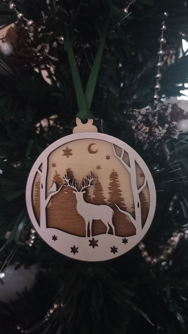 Boule - Cerf - Forêt
